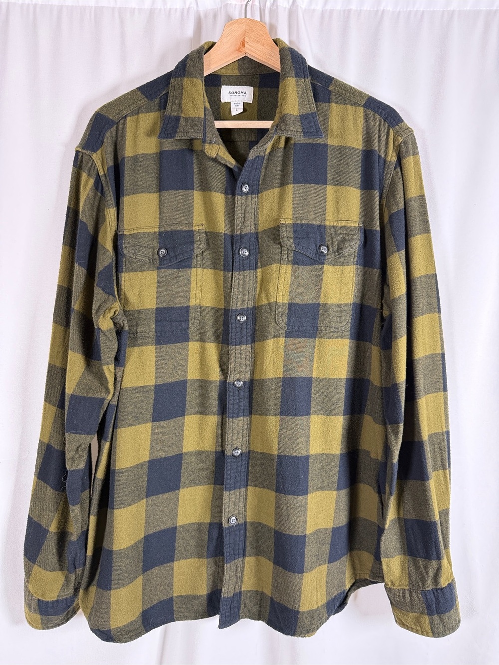SONOMA Olive and Navy Plaid Button-Up Flannel Shirt